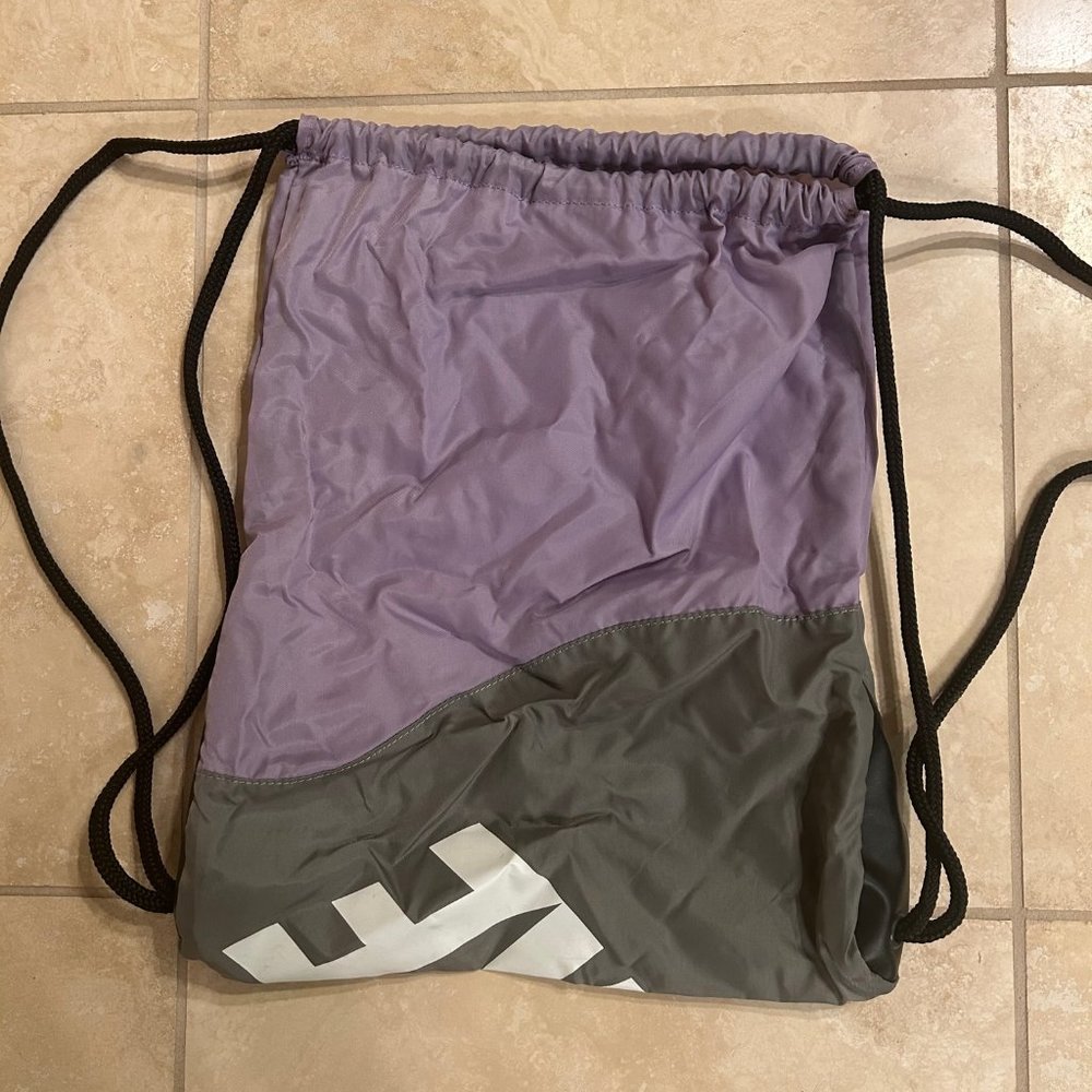 Nike Drawstring Bag - image 2